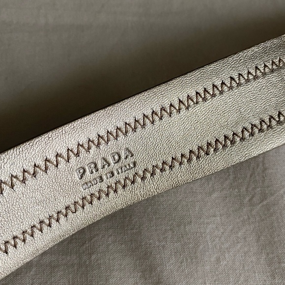 Vintage Prada Gold Metallic Belt with Floral Buckle Design - Picture 8 of 13